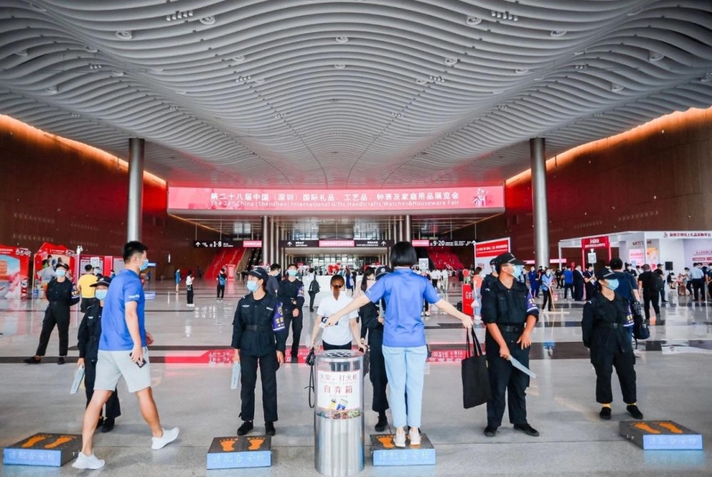 深圳商務(wù)局:深圳會(huì)展加快展覽行業(yè)發(fā)展復(fù)蘇進(jìn)度 展會(huì)新聞 第4張-聯(lián)拓創(chuàng)意 深圳商務(wù)局:深圳會(huì)展加快展覽行業(yè)發(fā)展復(fù)蘇進(jìn)度 展會(huì)新聞 第4張